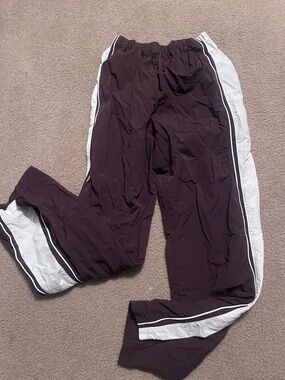 Women’s XS Brown track pants swishy Y2K 90s hip hop style